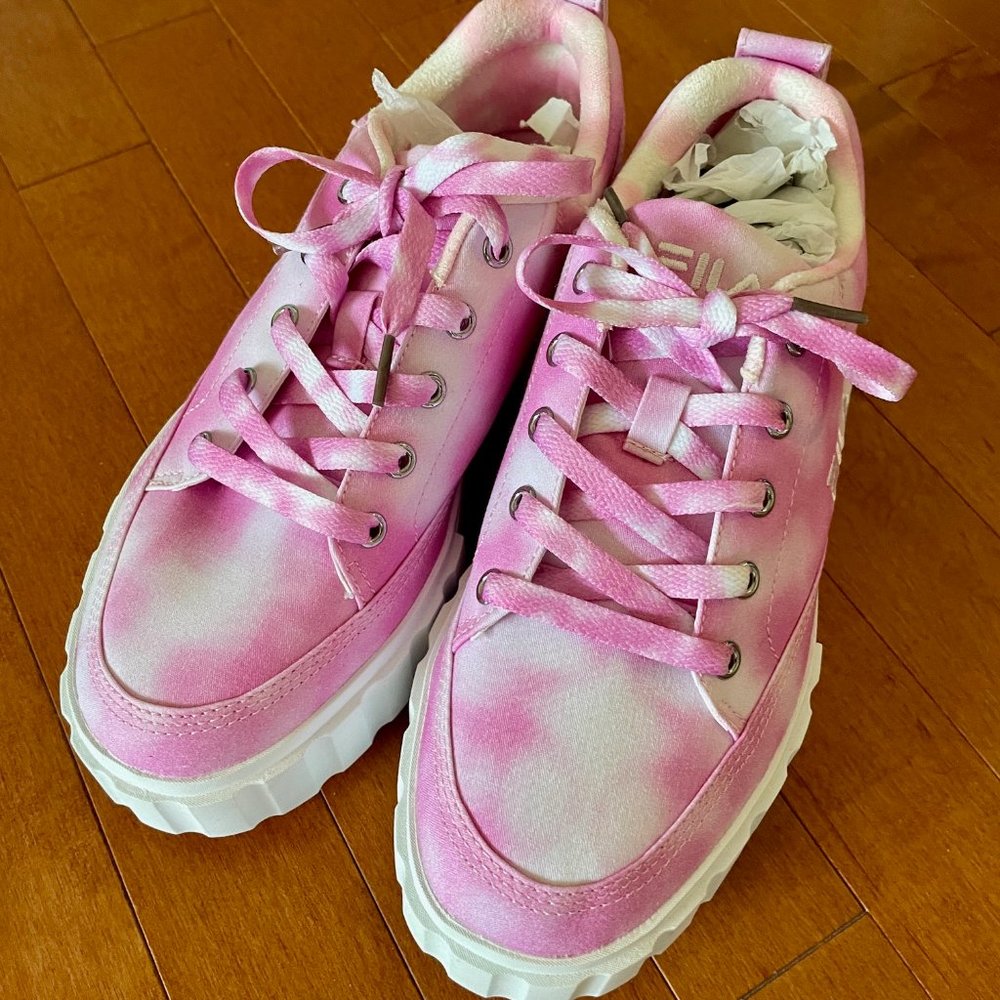 ★  NWOT Fila Women's Pink Sandblast Low Mottled Tie Dye Platform Sneakers ★